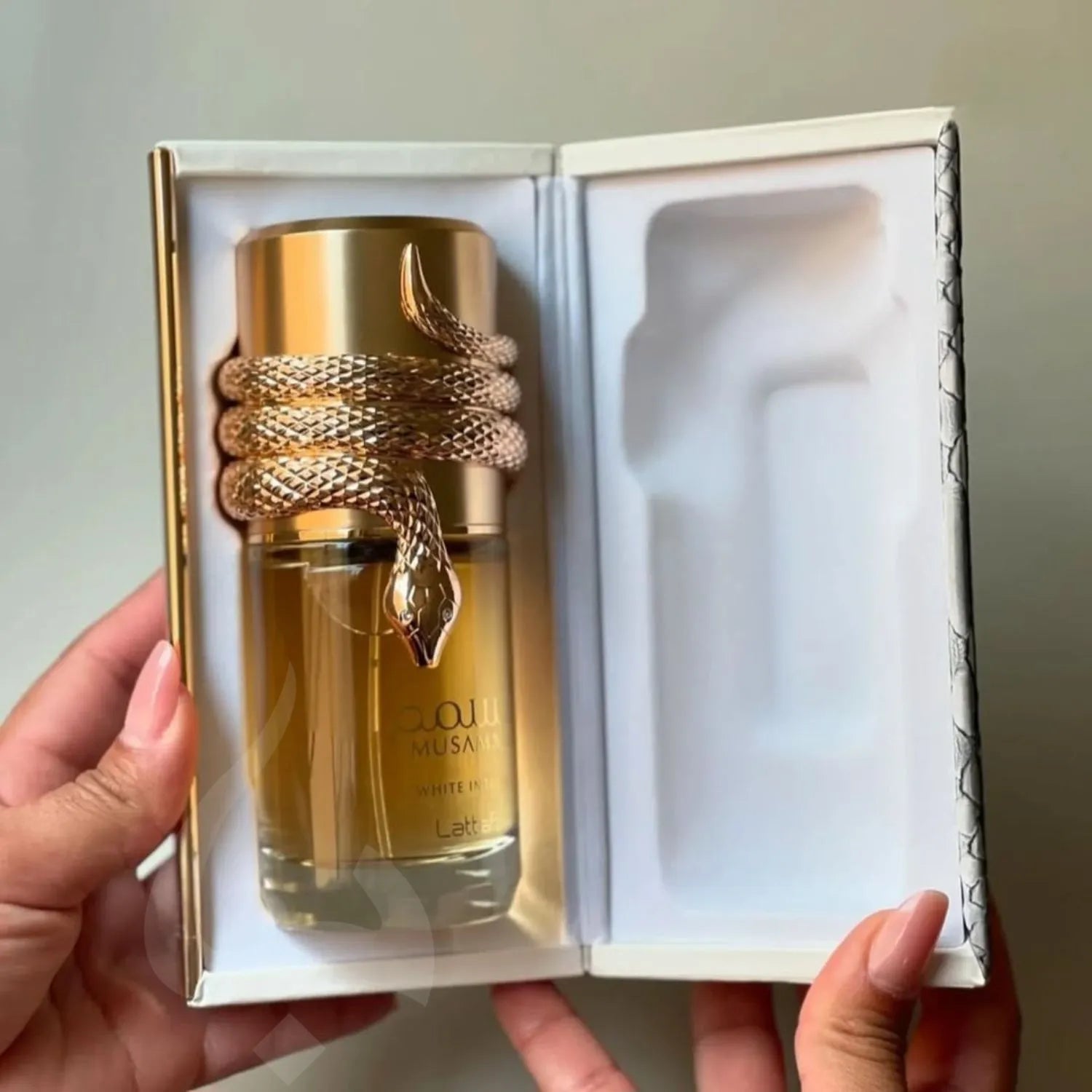 Musamam White Intense Perfume Click